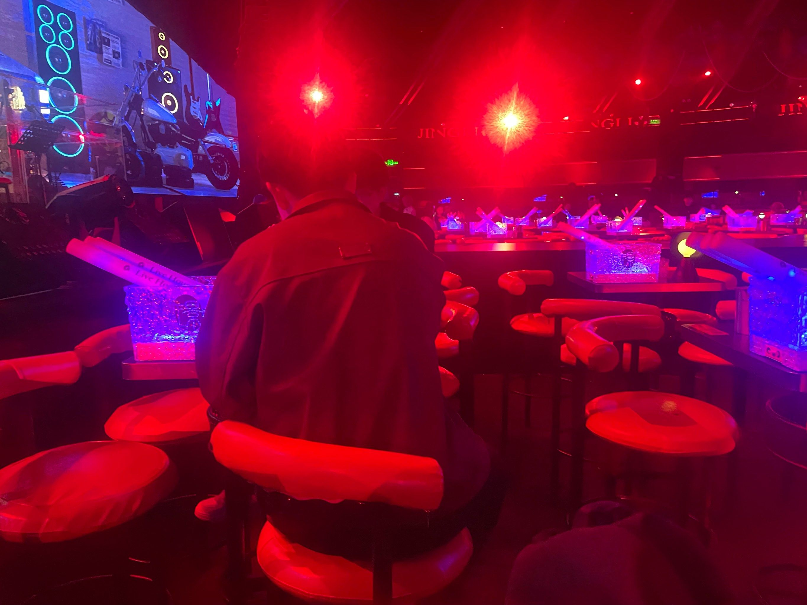 来宾商务ktv推荐低端场商务ktv选择-武宣县ktv预定